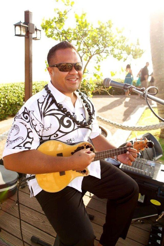 Private Musician, Ukulele Singer, Maui Musician, Exotic Estates, Vacation Rentals