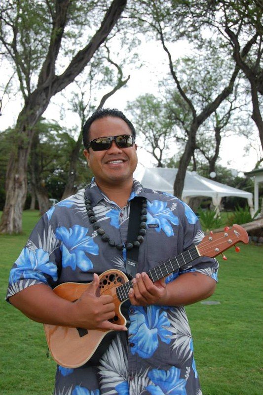 Private Musician, Ukulele Singer, Maui Musician, Exotic Estates, Vacation Rentals