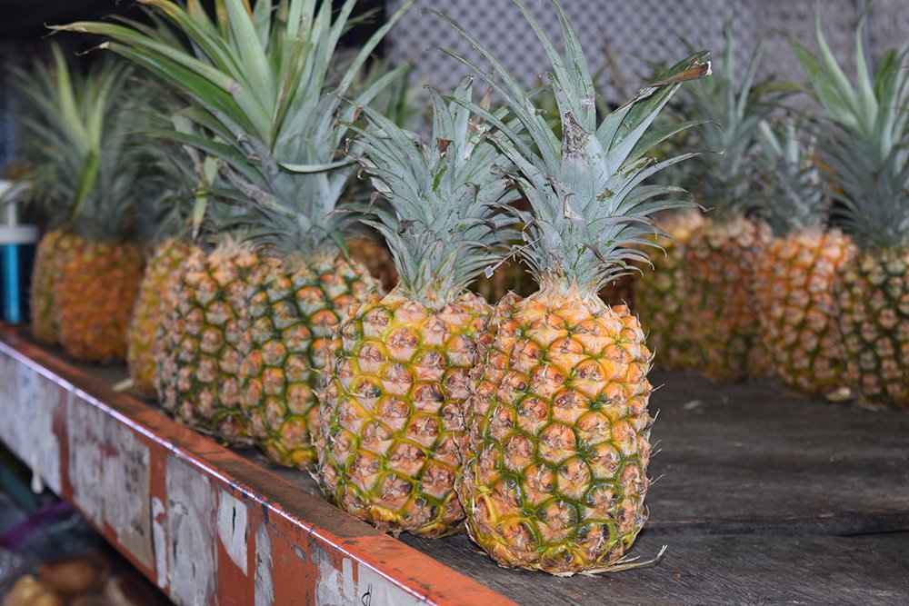 Kona Farmers Market, Fresh Pineapple, Exotic Estates, Vacation Rentals