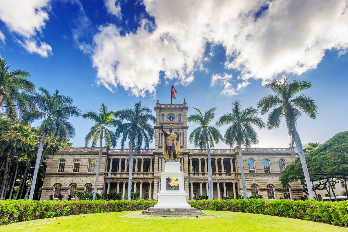 Ioalani Palace downtown Honolulu