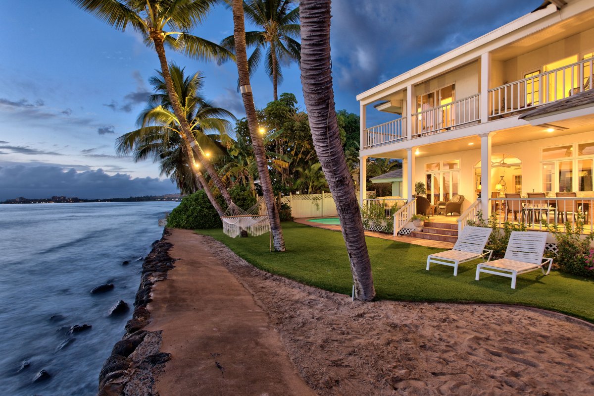 Exotic Estates Lahaina Oceanfront Estate