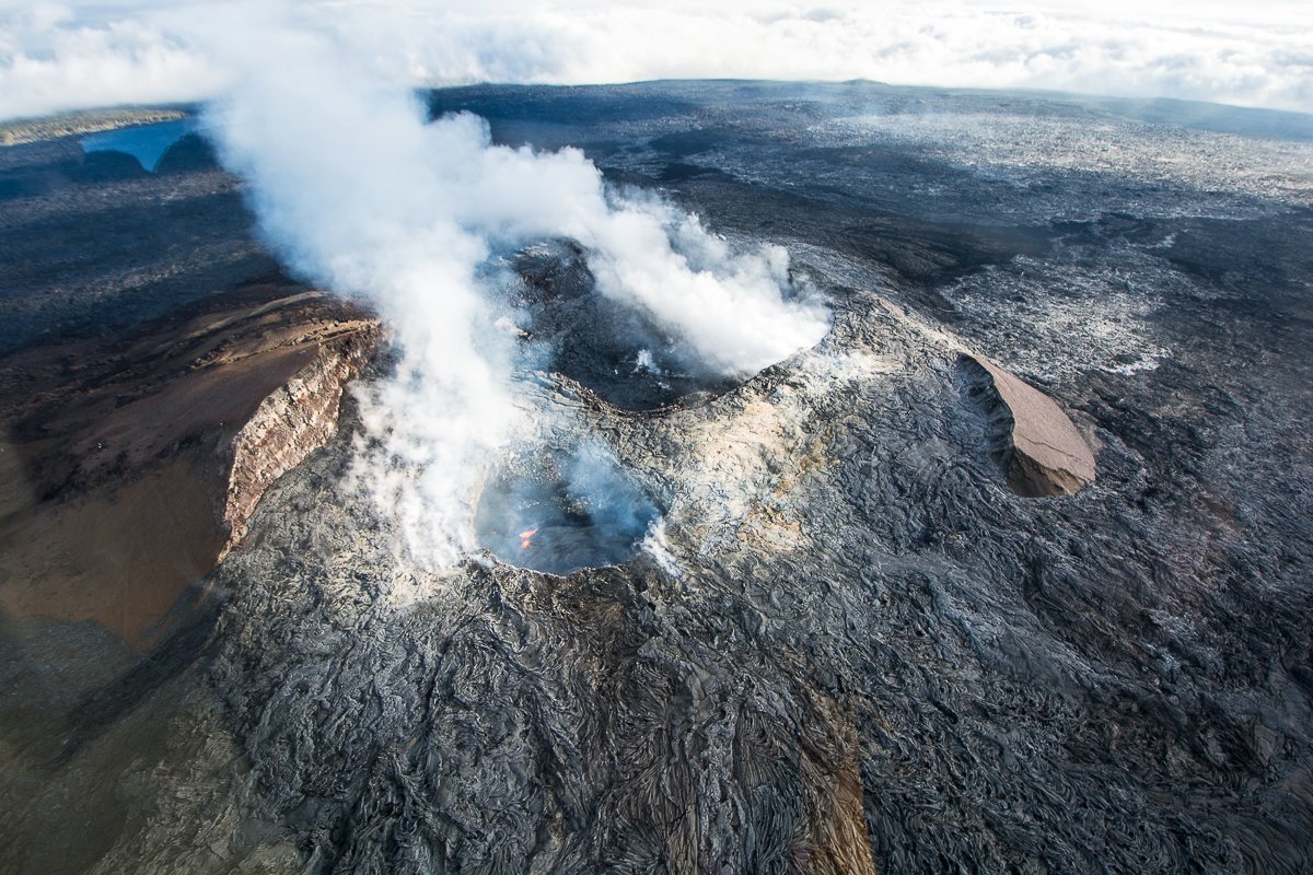 Exotic Estates, Big Island Vacation Rentals, Paradise Helictopers, Hawaiian Helicopter Tours