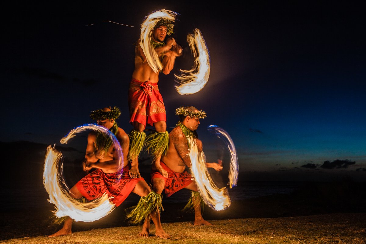 Hawaiian Fire Dancers - Exotic Estates