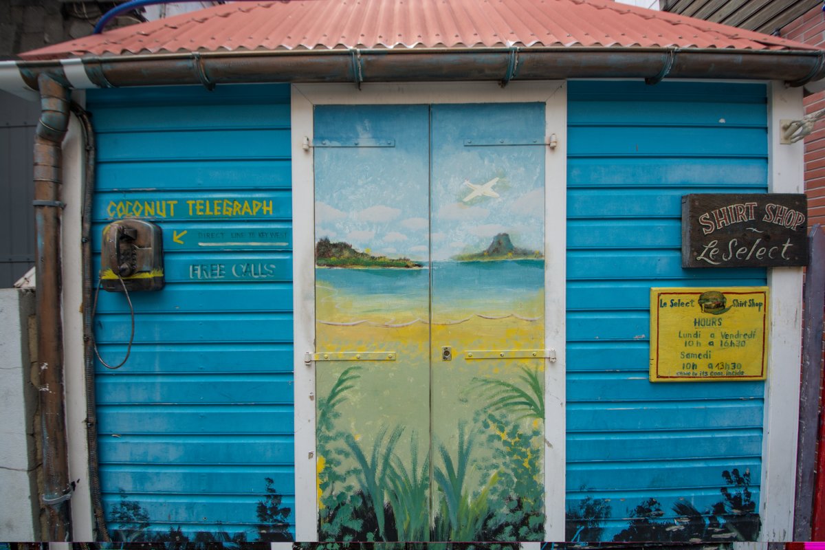 View of Select Shirt Shop Gustuvia