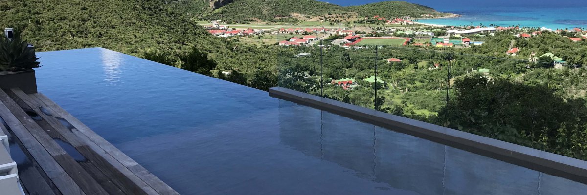 Beachfront vs. Hillside Villas in St. Barts | Which Should You Choose?