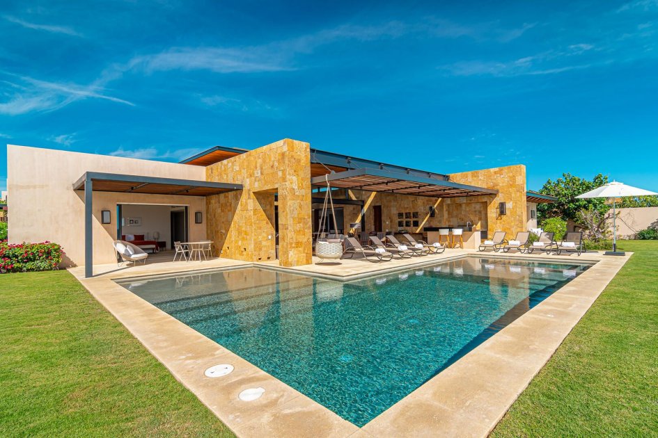 Enclave West Villa 4 Exotic Estates