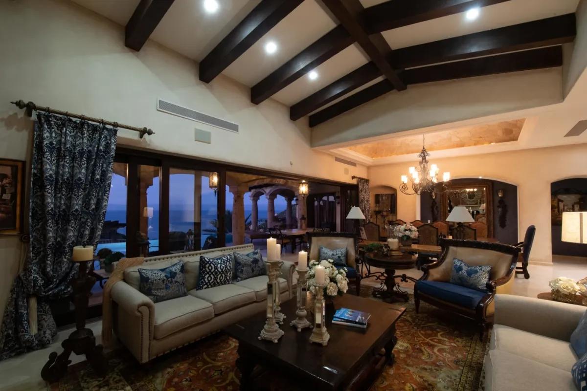 Cabo Villa Maria