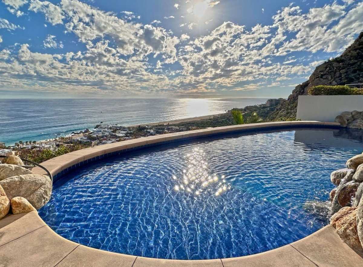 Cabo Villa Thunderbird