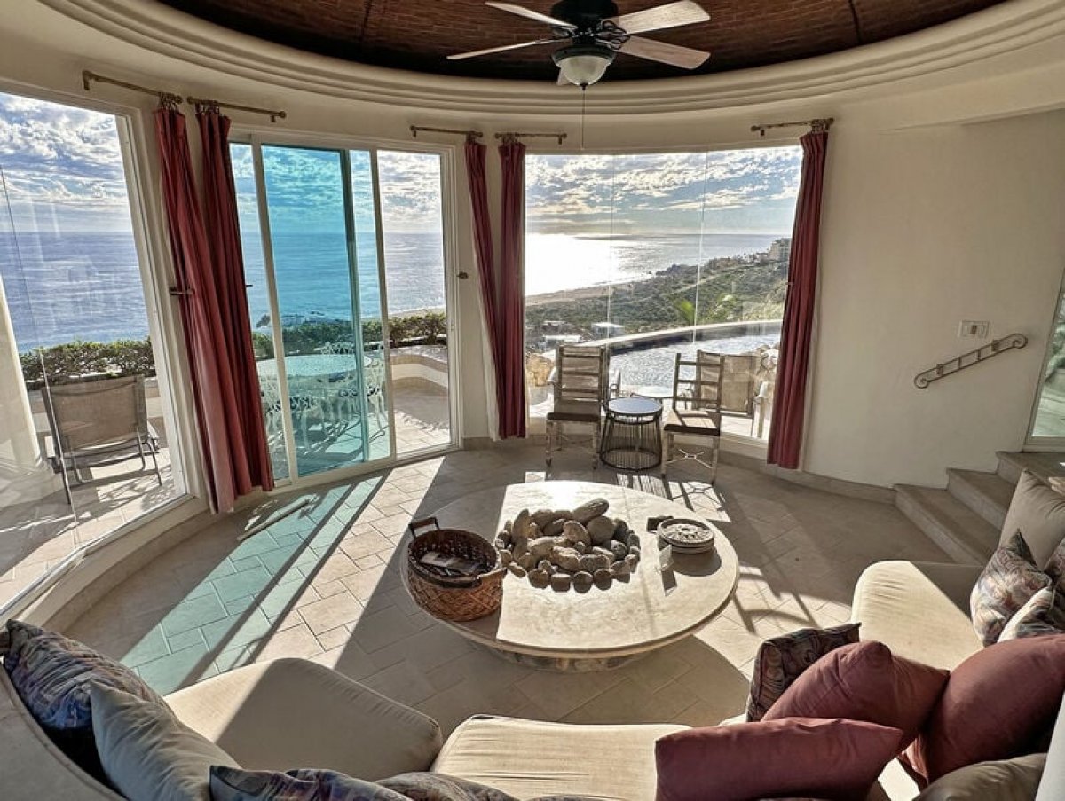 Cabo Villa Thunderbird