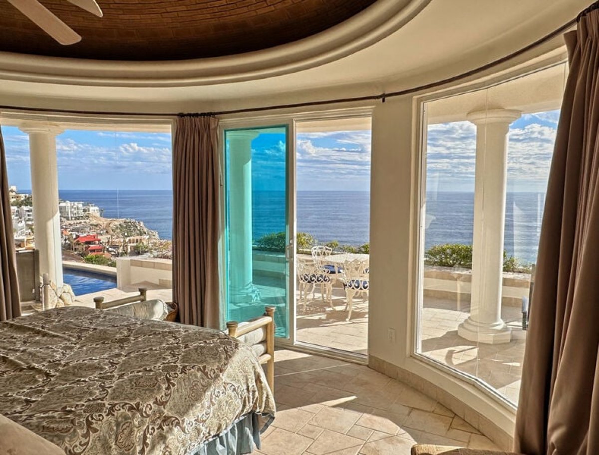 Cabo Villa Thunderbird