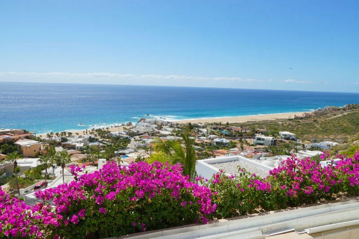 Cabo Villa Thunderbird