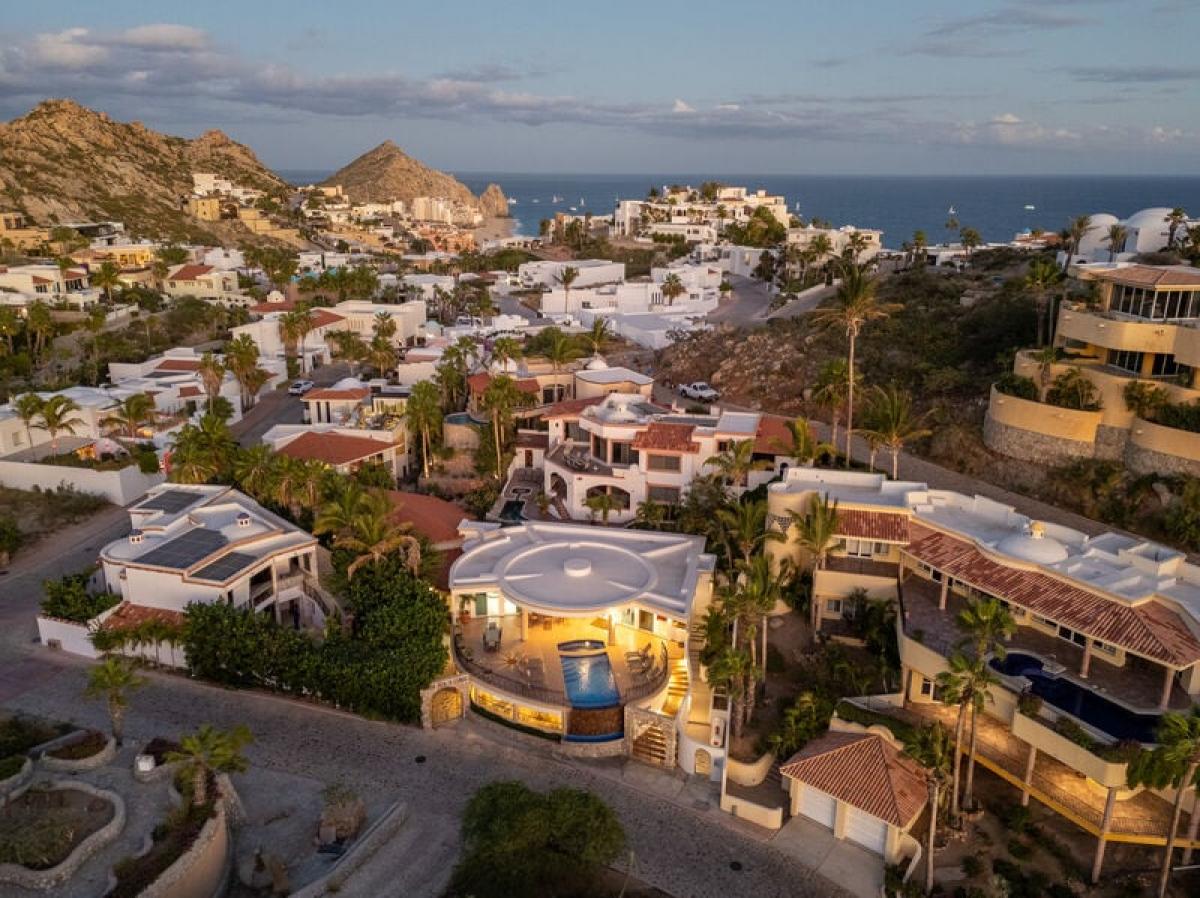 Cabo Sun and Moon Villa