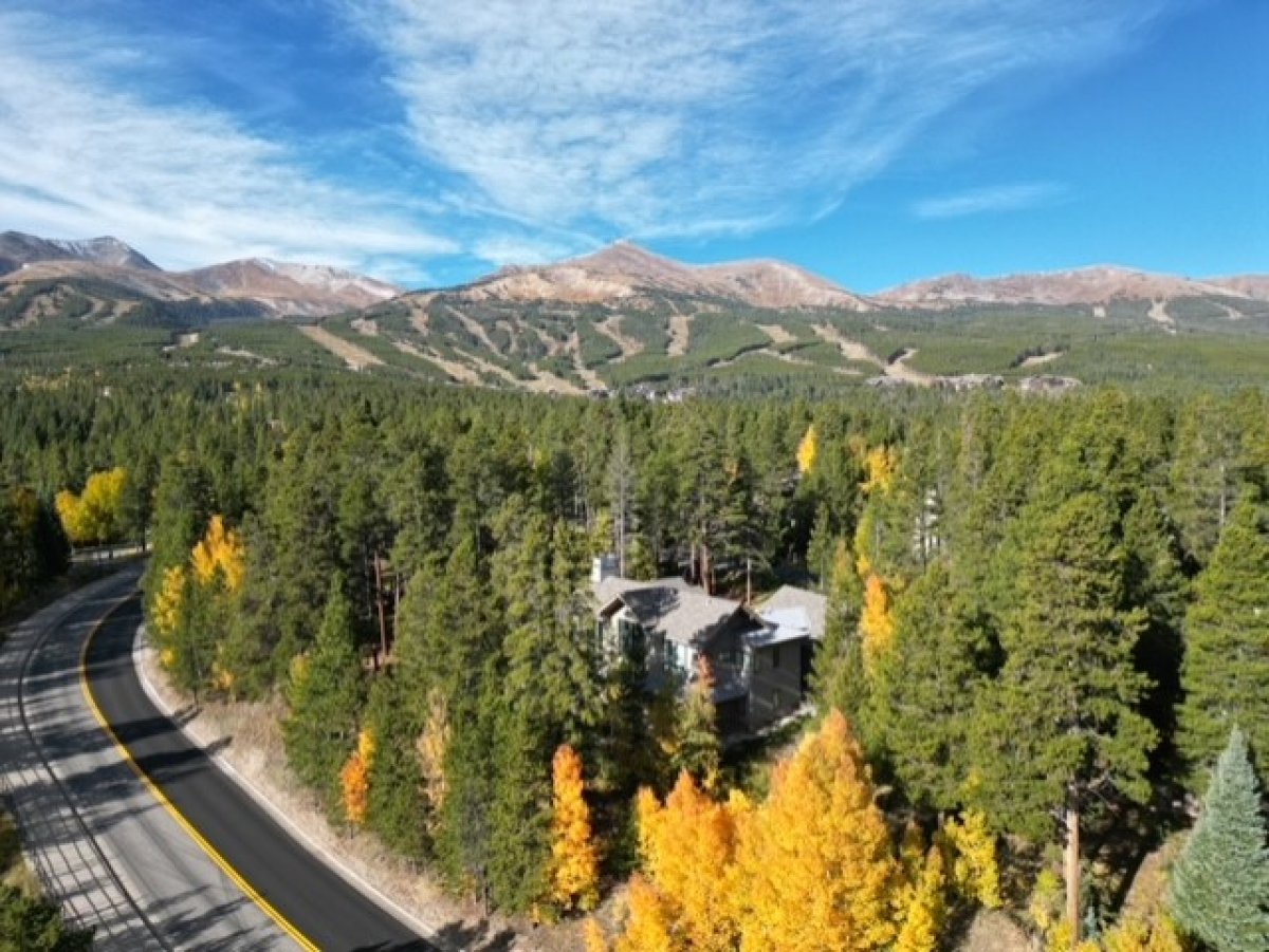 Breckenridge Style House