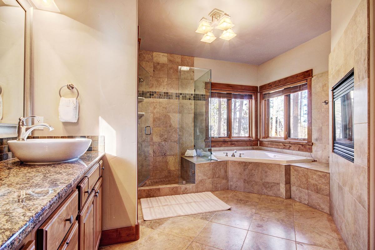 Highlands Trail Chalet