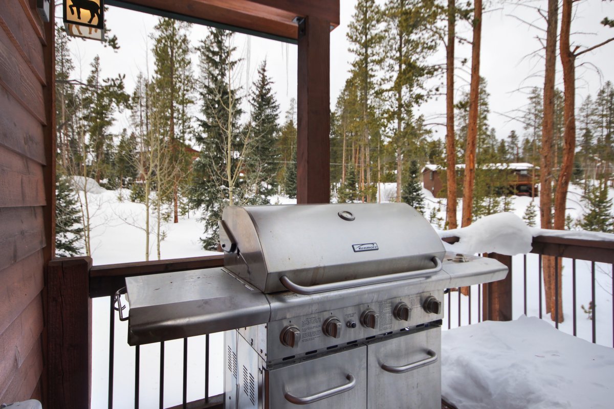 Cozy Breck Lodge