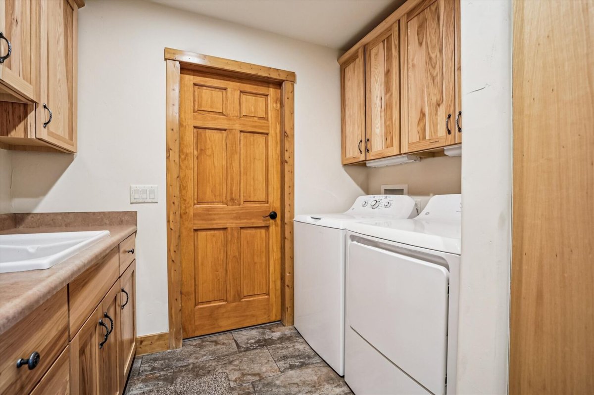 Laundry - Dunkin Hill Lodge - Breckenridge Vacation Rental