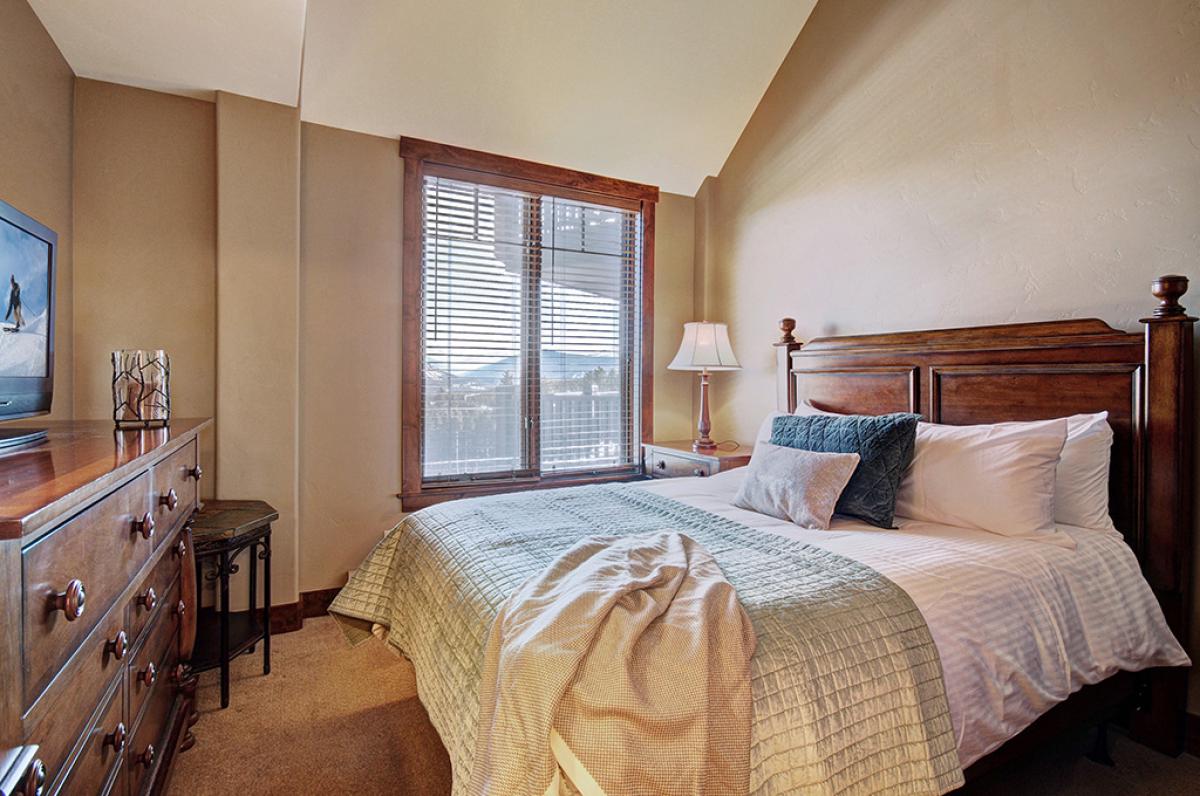 Bedroom - Crystal Peak Lodge 7304 - Breckenridge Vacation Rental