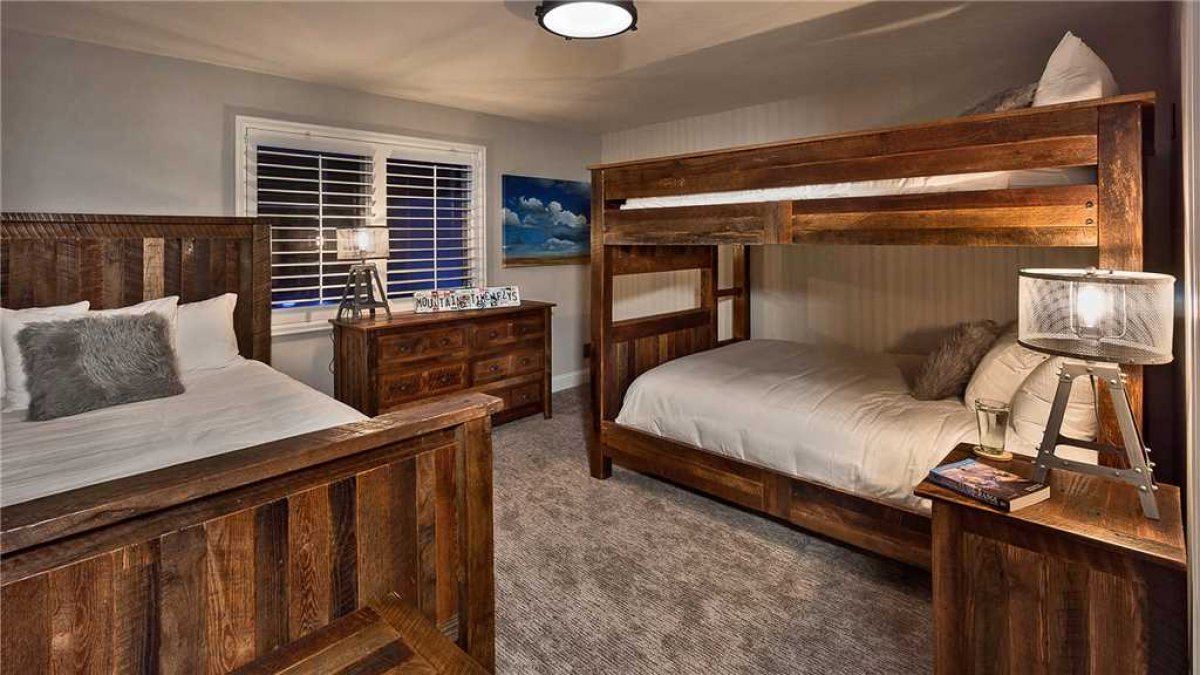 Queen Bunk Bedroom