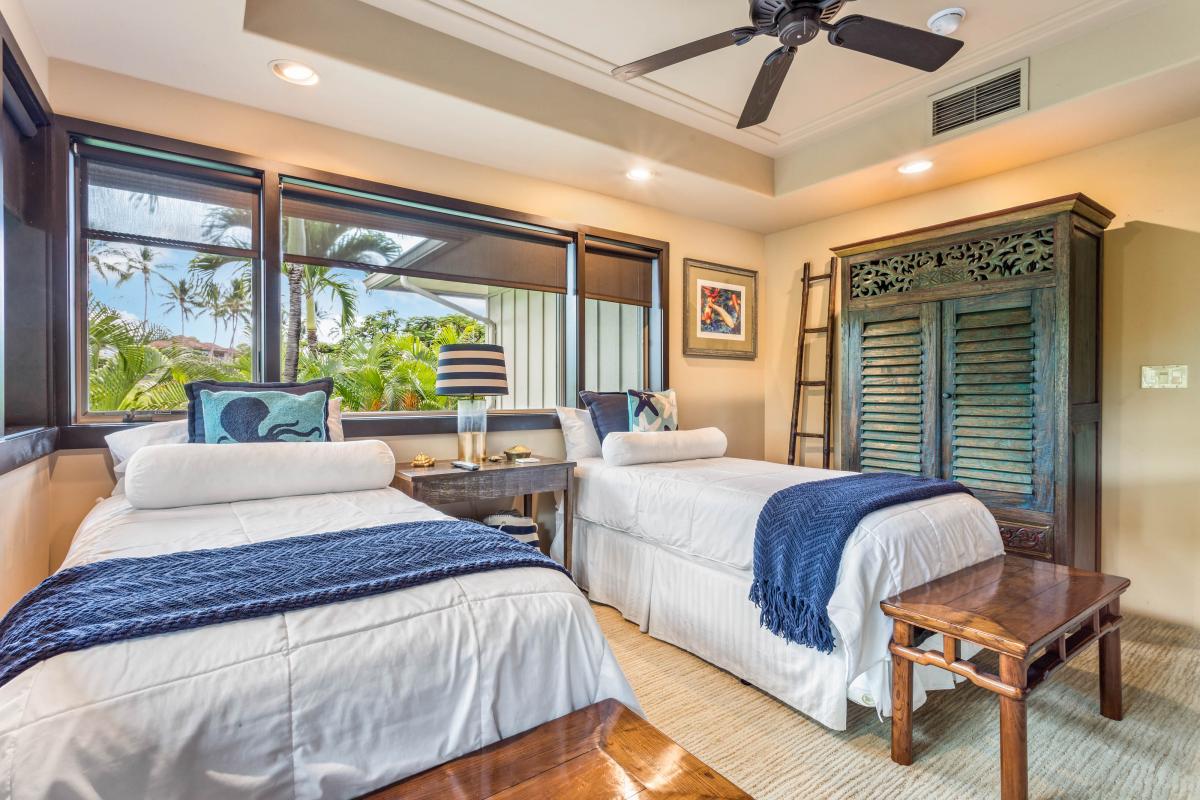Hualalai Resort Ocean Front Golf Villa 4202