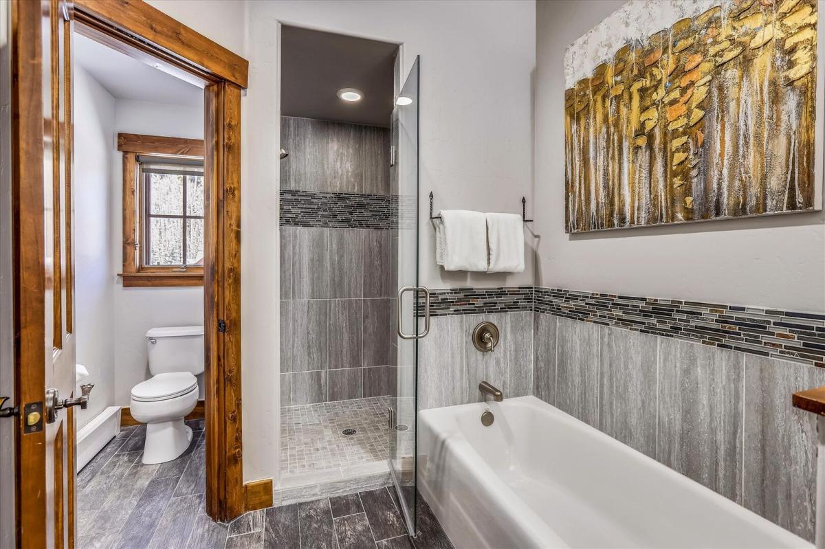 Bathroom - Mountain Thunder Lodge 305 - Breckenridge Vacation Rental