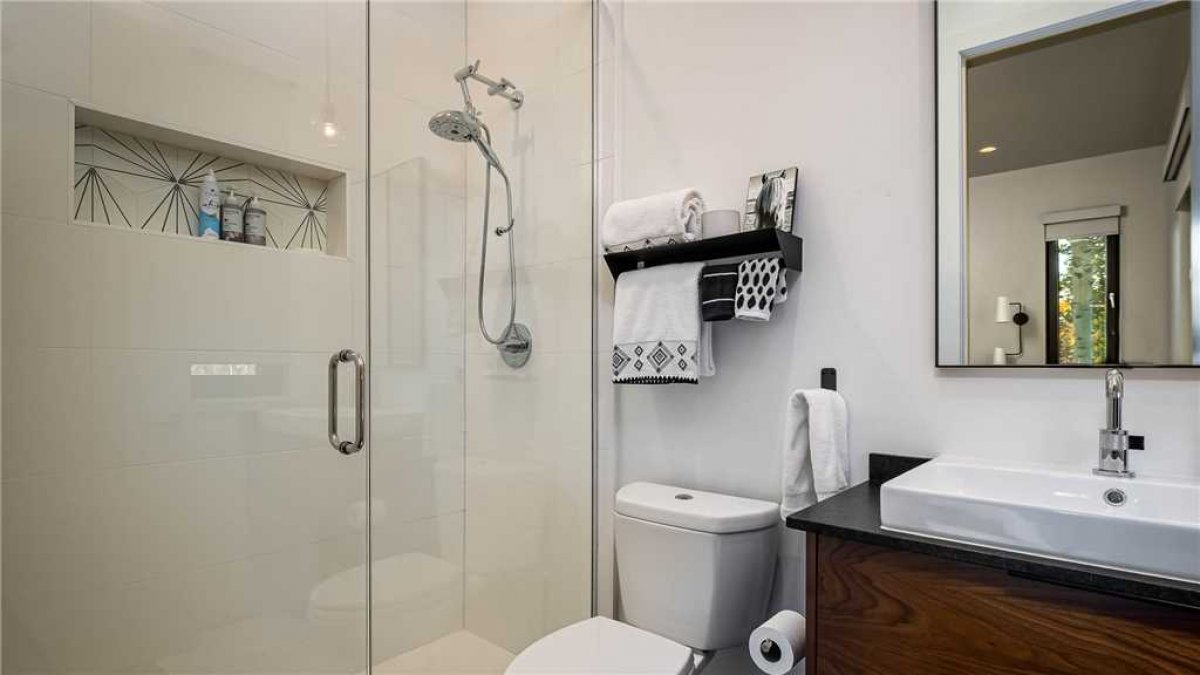 Ensuite Bathroom