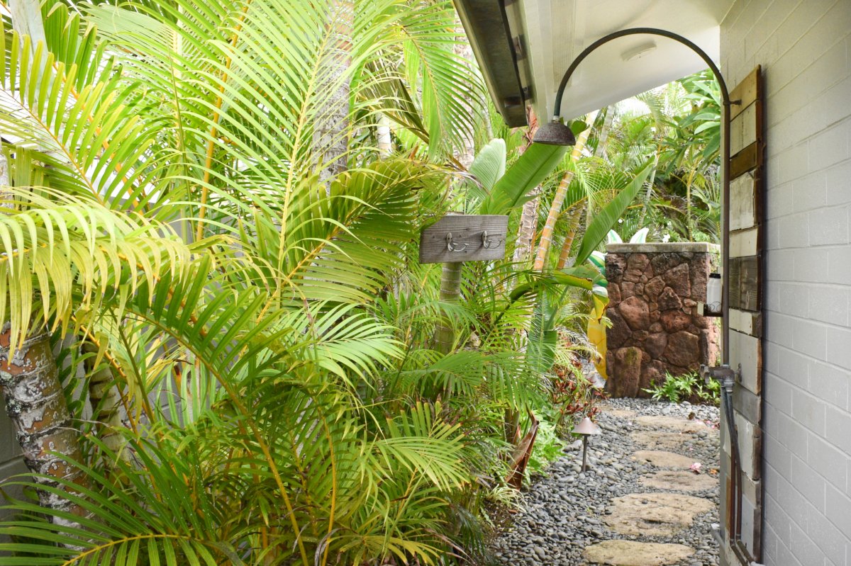 Outdoor Shower at Hale Ohana on Oahu