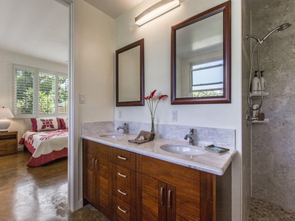 Hale Nani Lanikai's modern bathroom with a clean and elegant design