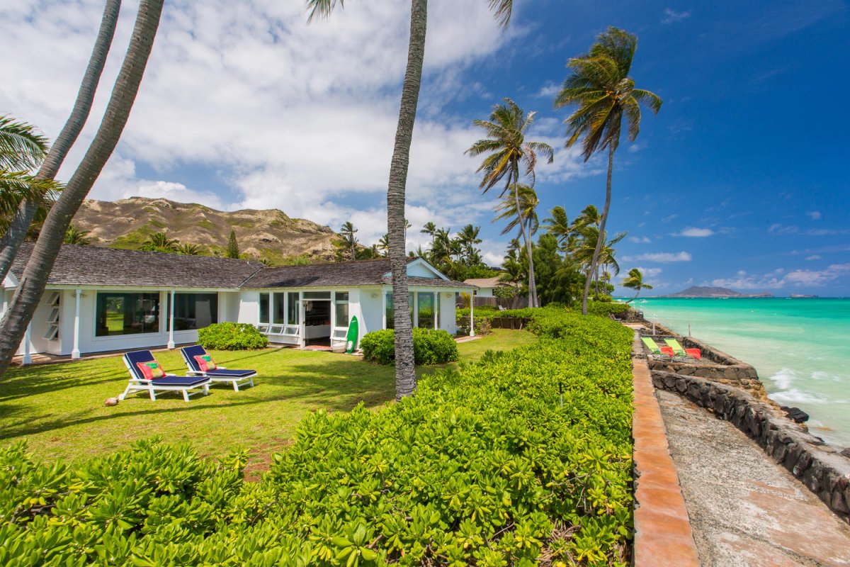 Lanikai Oceanside 5 Bedroom