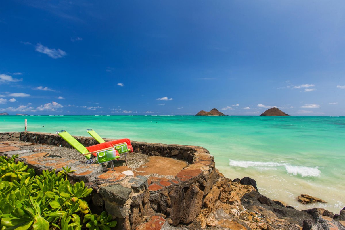 Lanikai Oceanside 5 Bedroom