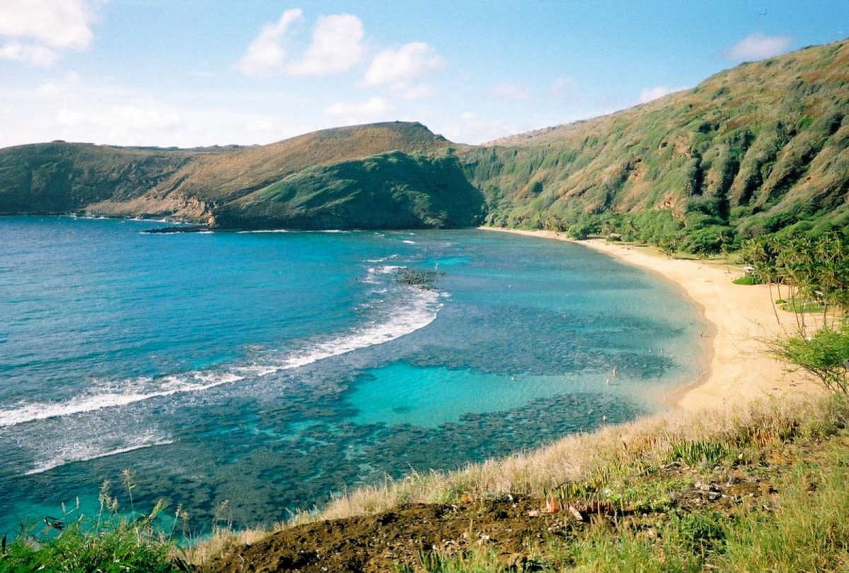 Short drive away from the world-famous Hanauma Bay on Oahu