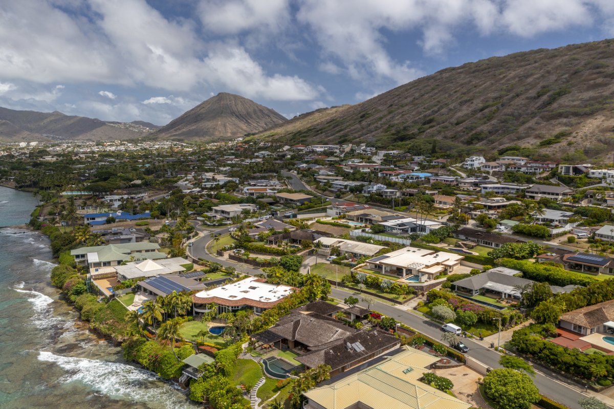 Hale Makana's residential aerial view on Oahu with Diamond Head mountain in the background