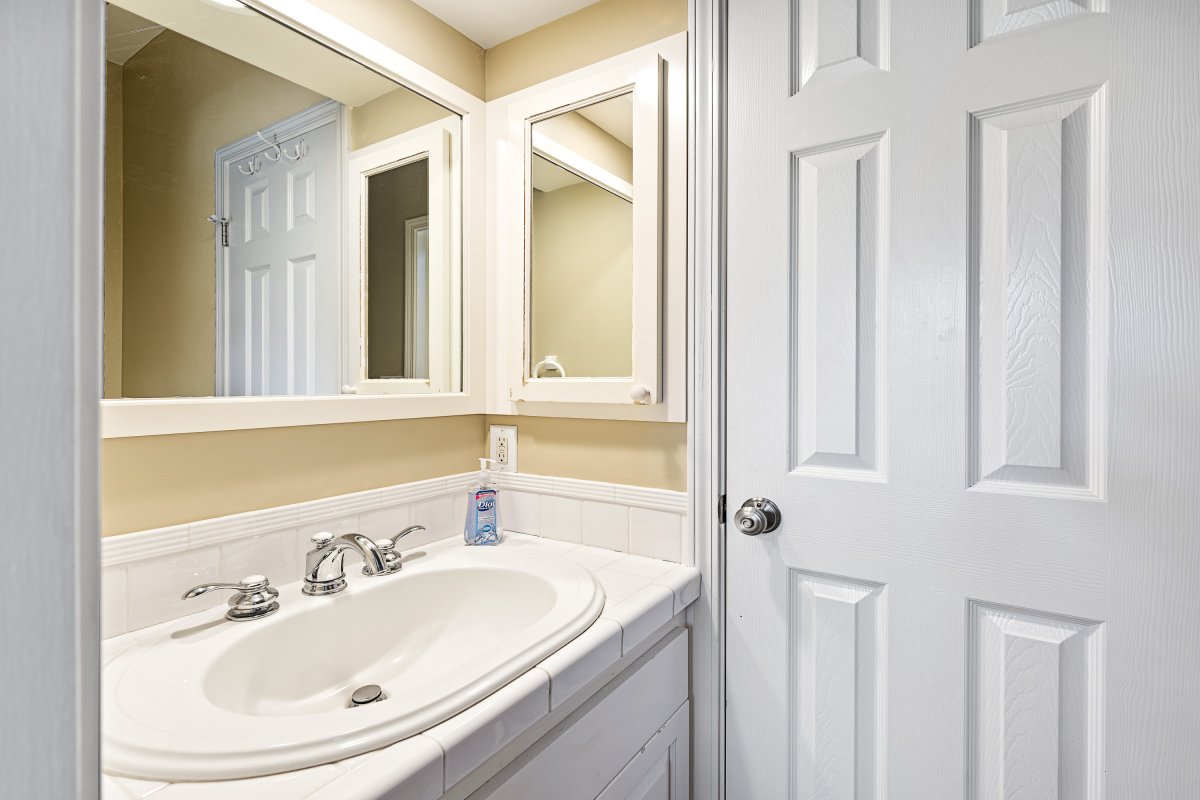 Guest bathroom secondary sink