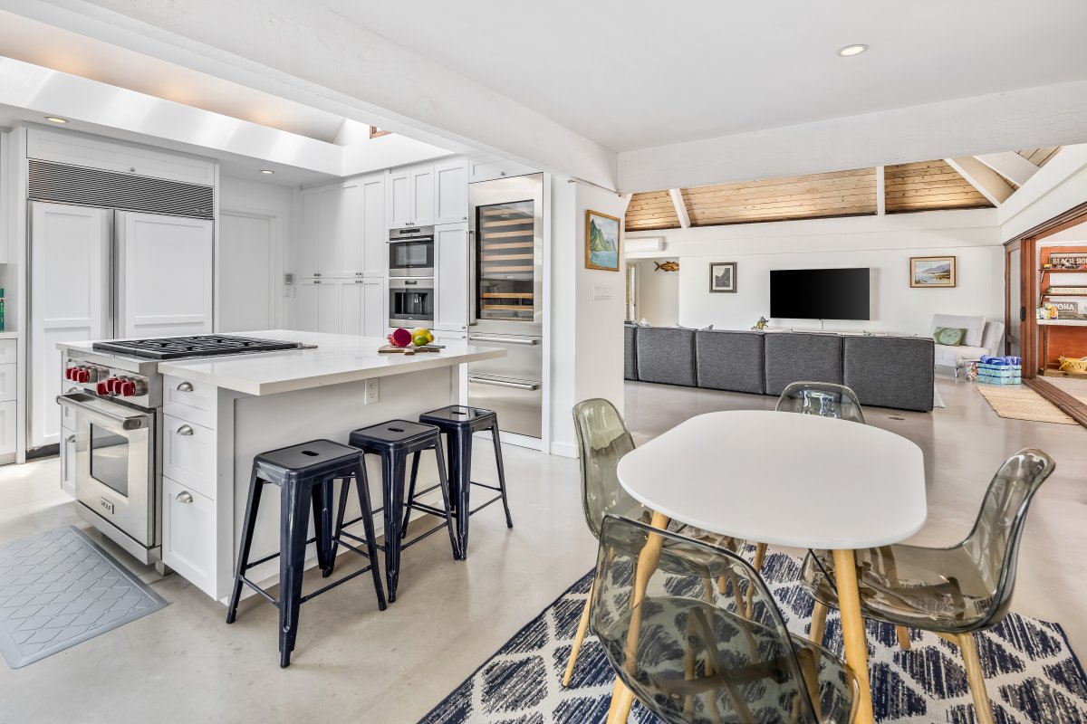 Newly remodeled kitchen with top of the line appliances.