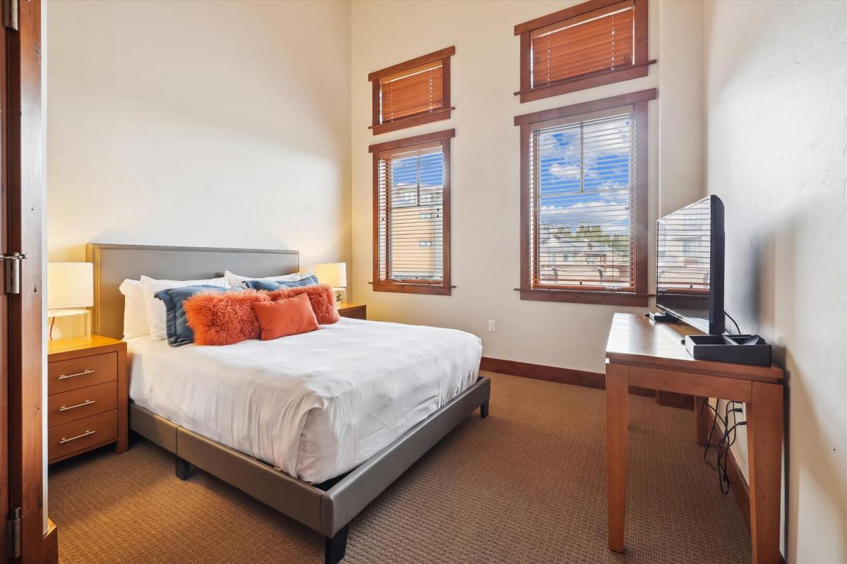 Bedroom - One Ski Hill Place 8424 - Breckenridge Vacation Rental