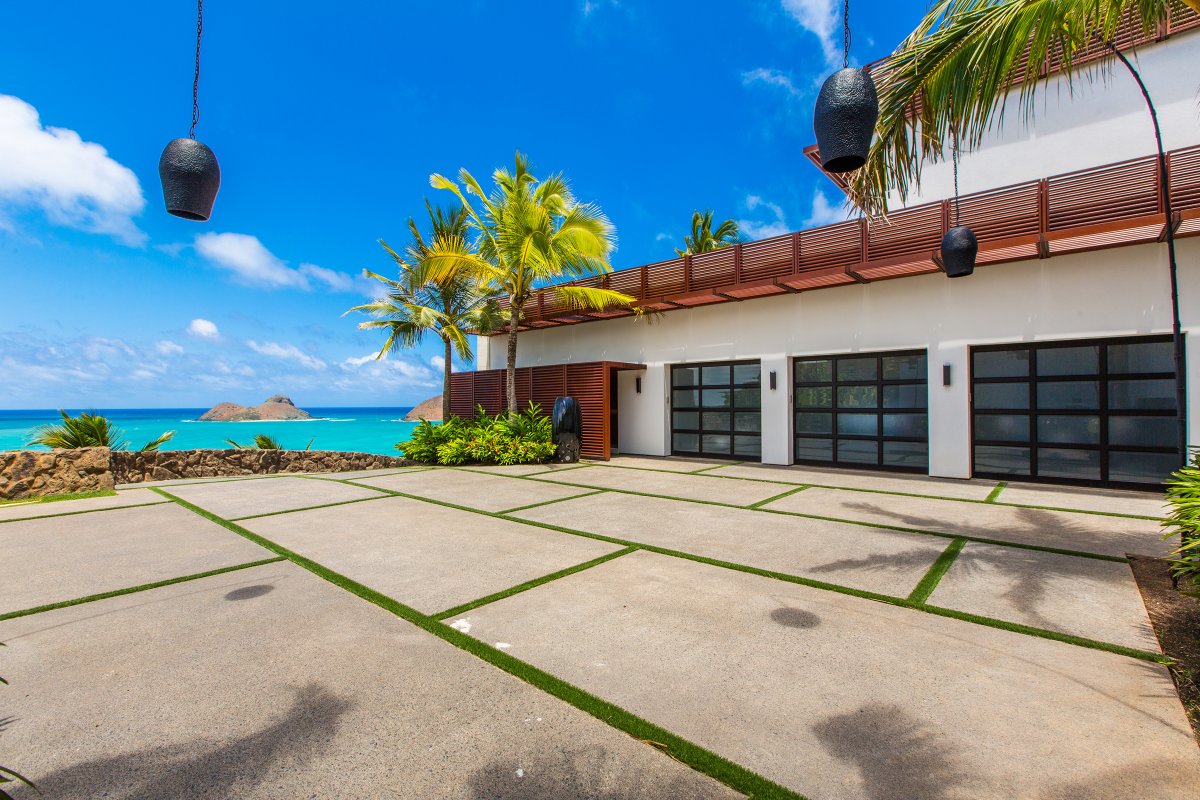 Lanikai Hillside Estate