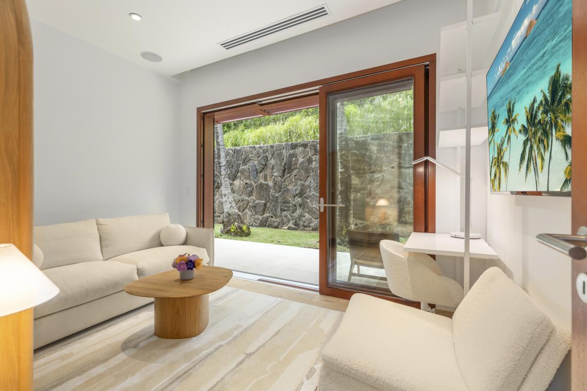 Charming den with warm decor for a comfortable stay.