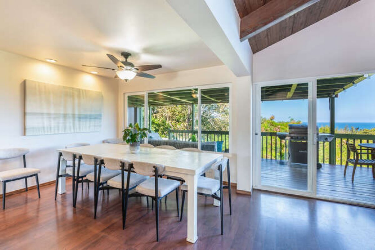 Dining table with seating for 10 makes this home the perfect spot for large families or friends to come together