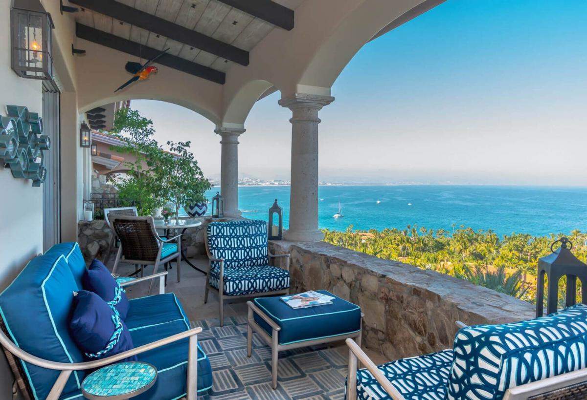 villas_del_mar_casita_17_balcony_seating