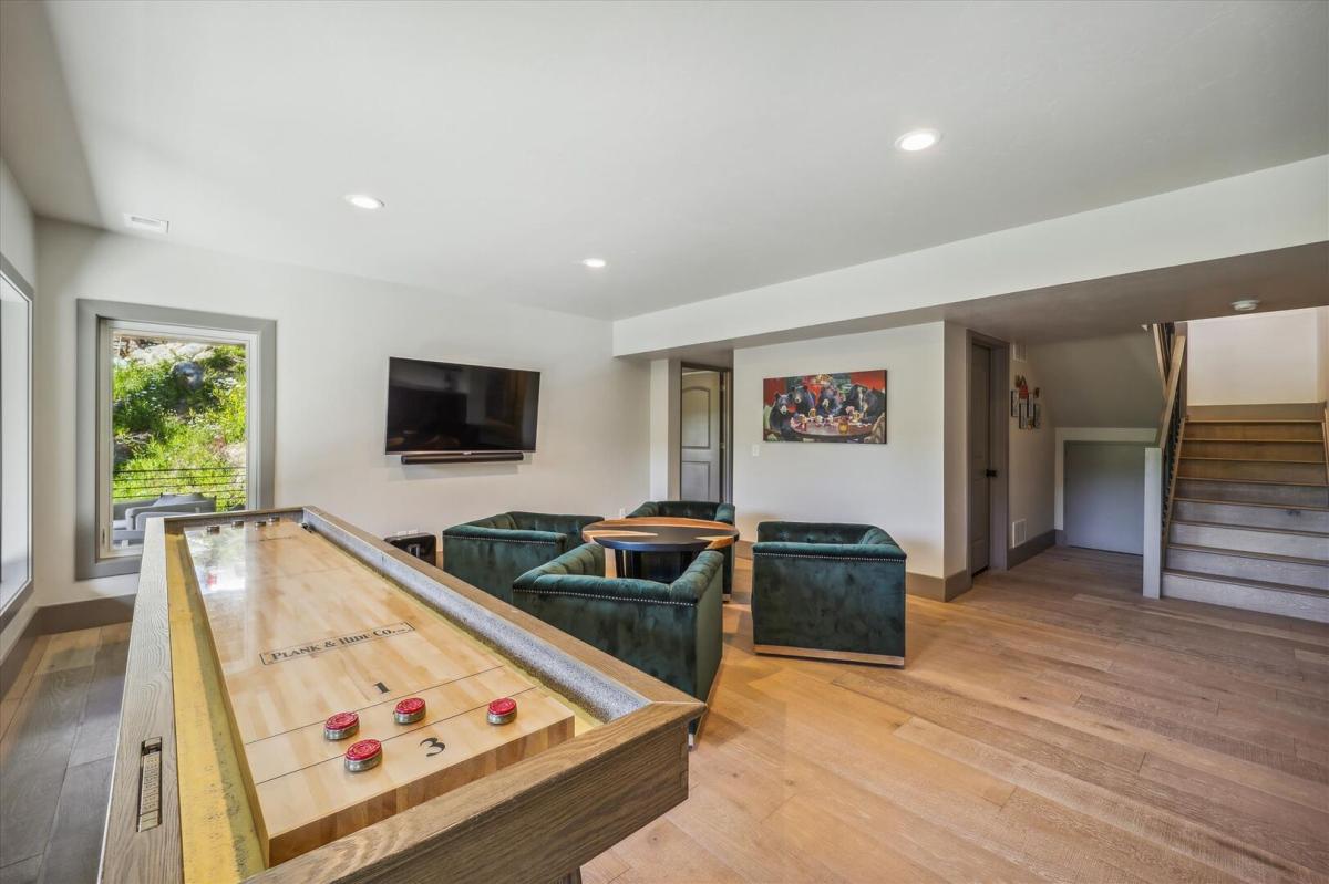 Living Area - Golden Fox House - Breckenridge Vacation Rental