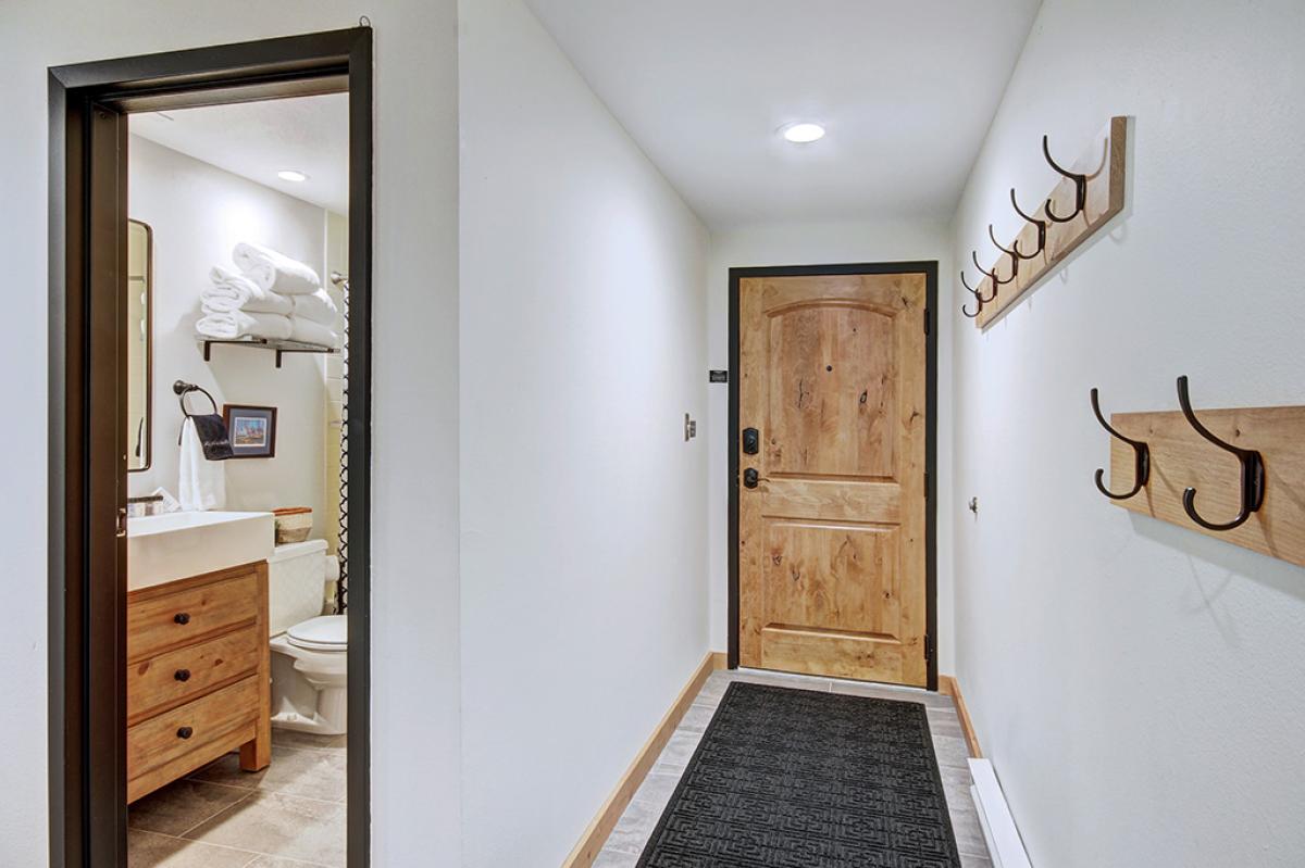 Hallway - Mountainwood 301 - Breckenridge Vacation Rental