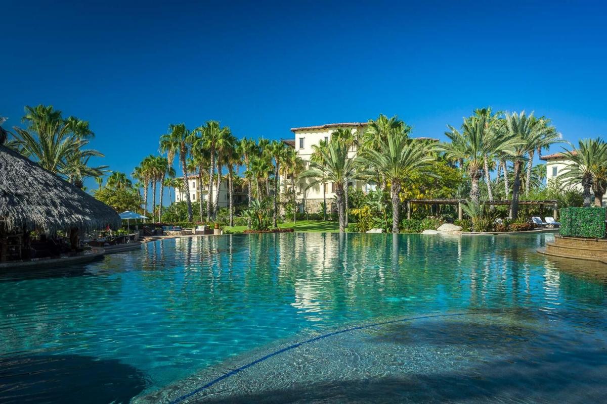 Private Residence at Esperanza 4BR 2804