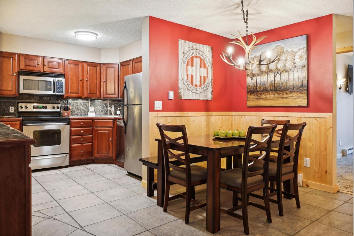 Dining Area, Pine Ridge 15A, Breckenridge Vacation Rental