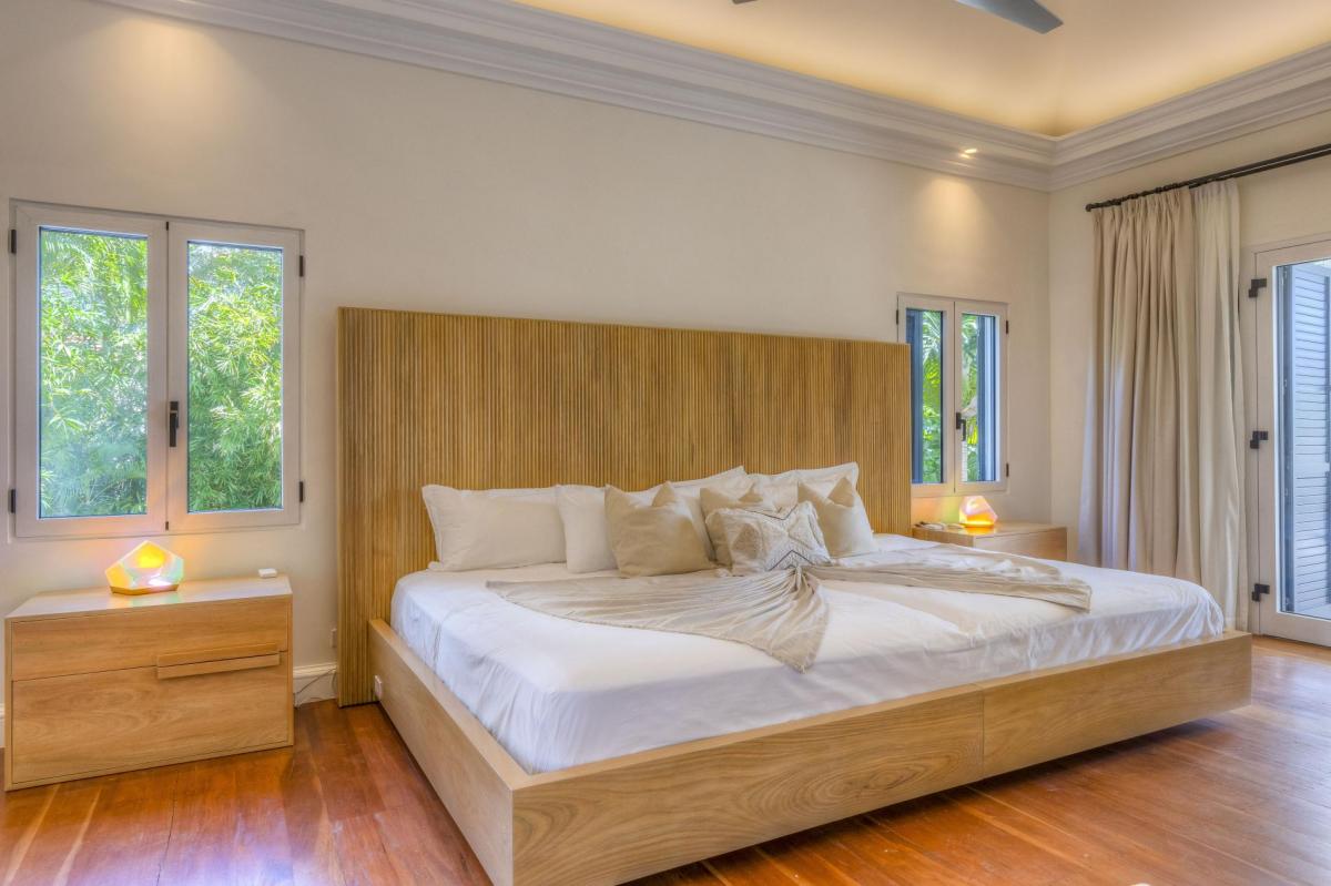 Arrecife 4 - Exceptional Villa with Large Gardens & Golf View