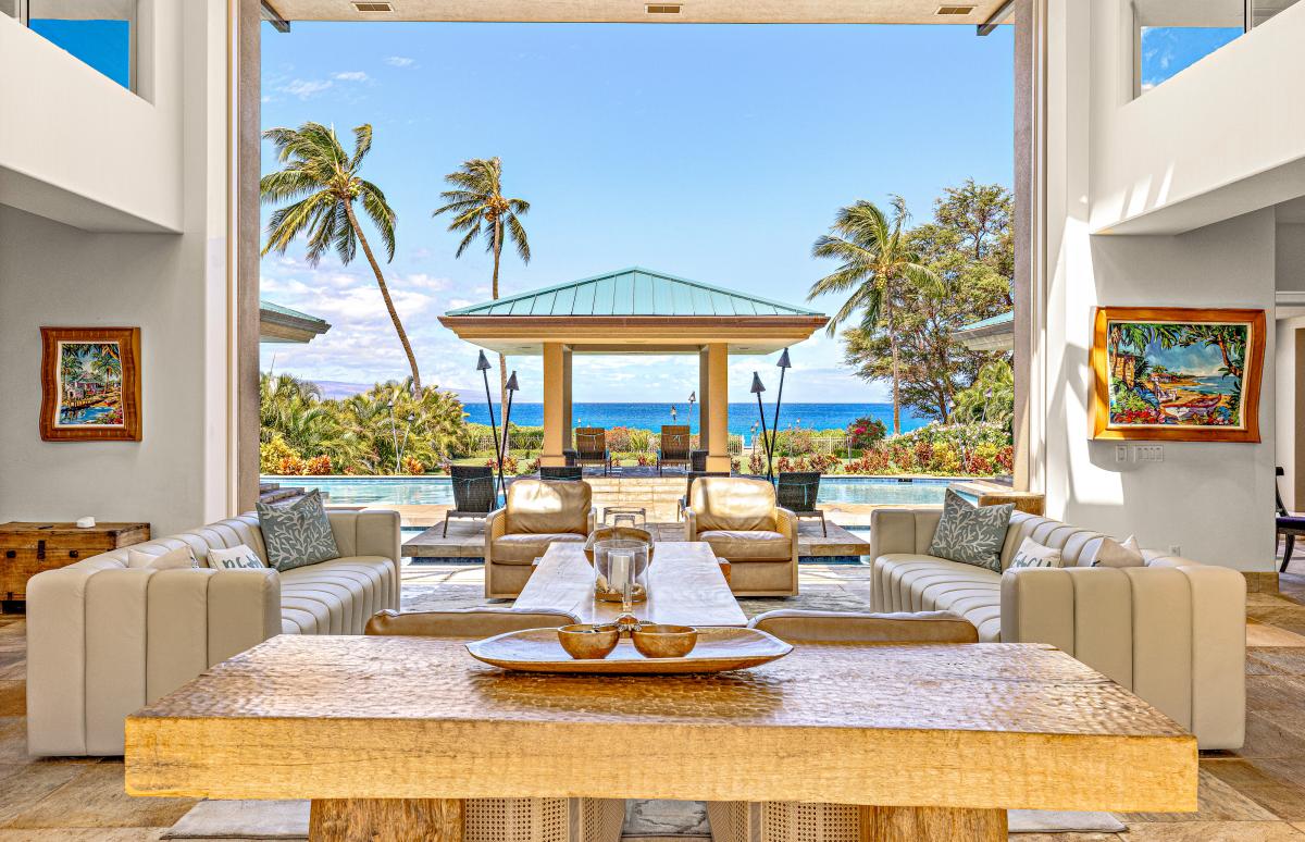 Kaanapali Beachfront Grand Estate