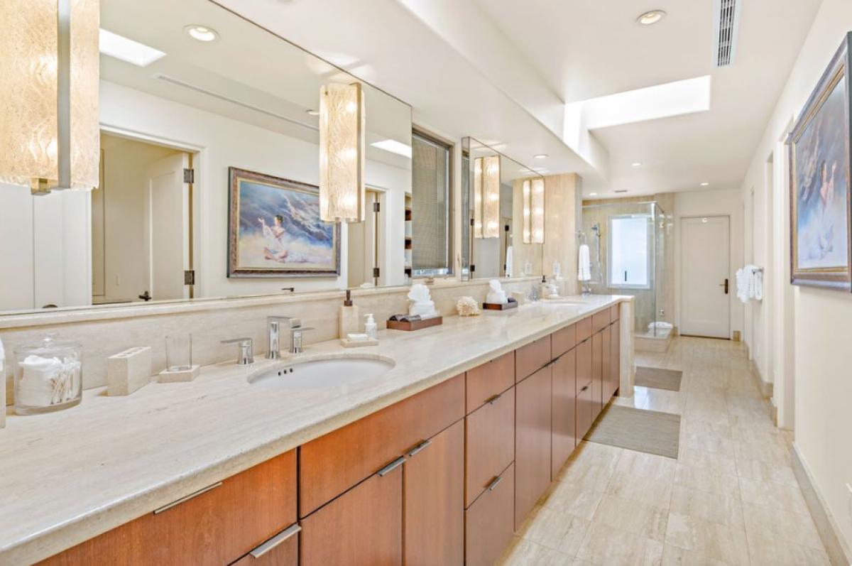 Kaanapali Beachfront Grand Estate