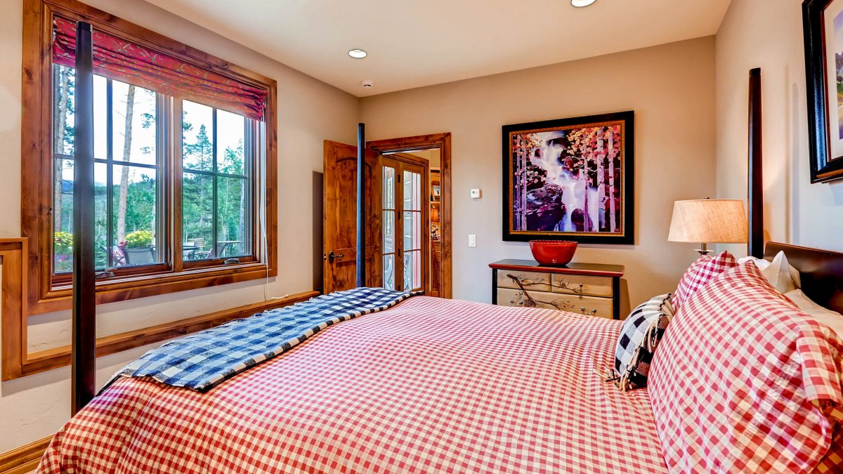 Cypress Mountain Chalet