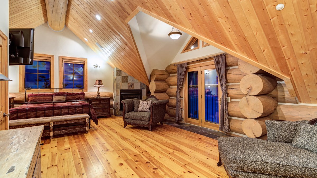 Paradise Meadow Lodge