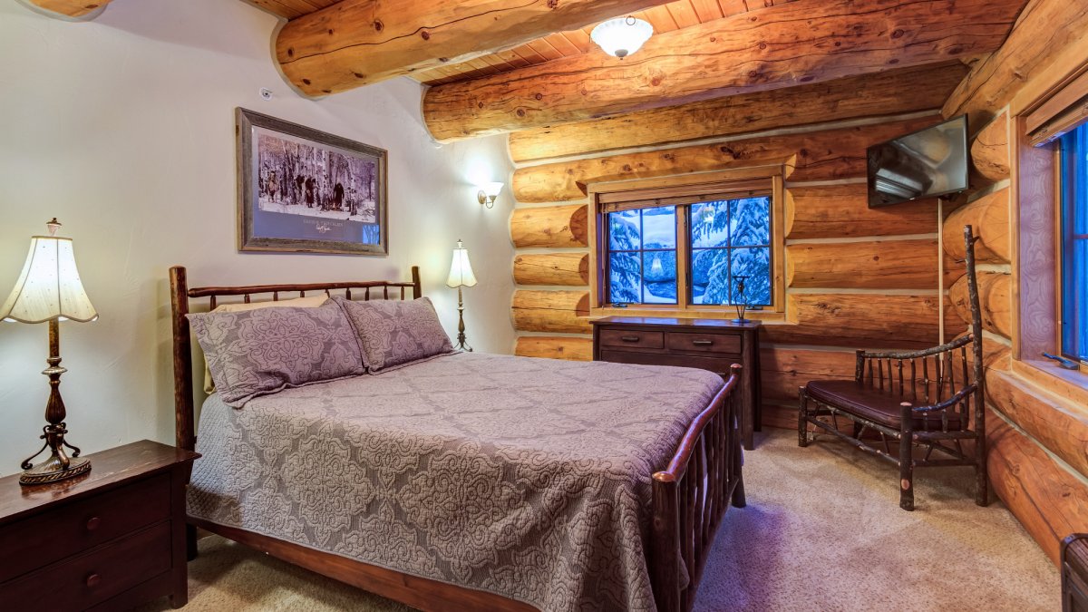 Paradise Meadow Lodge