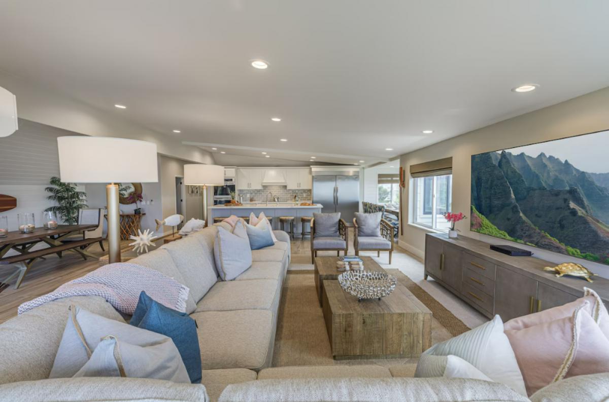 Luxury Oceanfront Honokowai