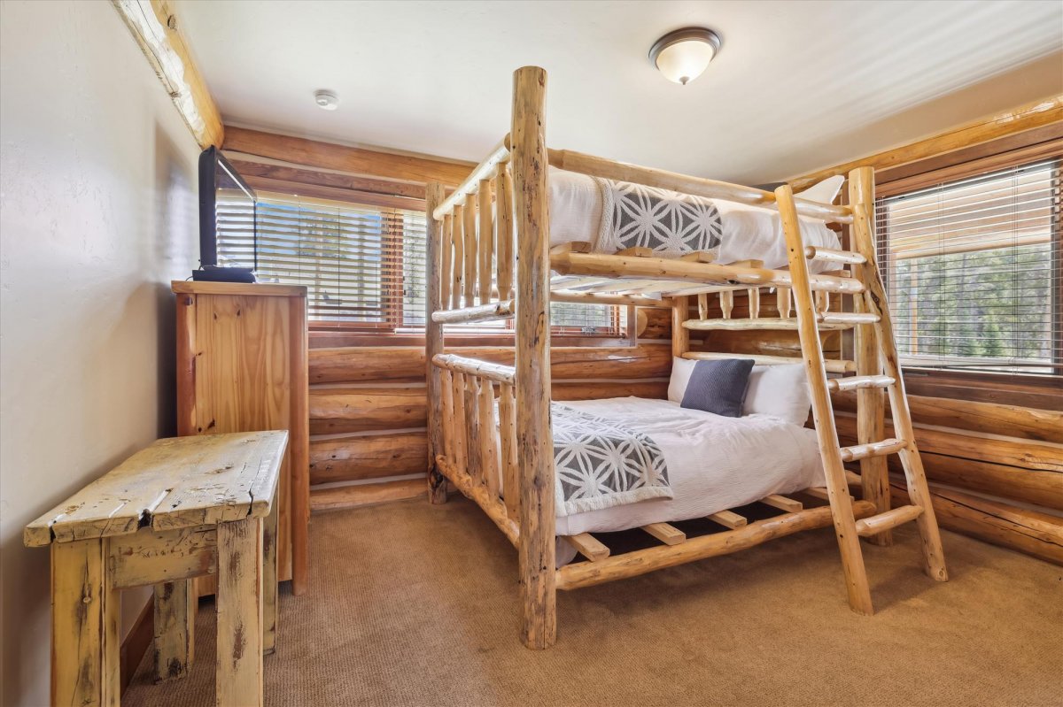 Bunk Room